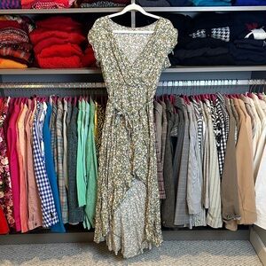 Grecerelle sage/white/pink floral belted sleeveless hi low maxi dress size S
